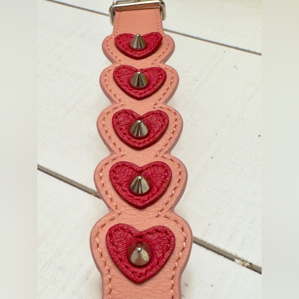 Fendi Pink Studded Heart Bracelet - Picture 6 of 9
